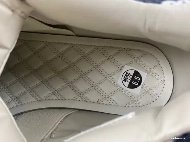 Reps LUCY Retro 4 Snakeskin Jordan 819139-030 0612
